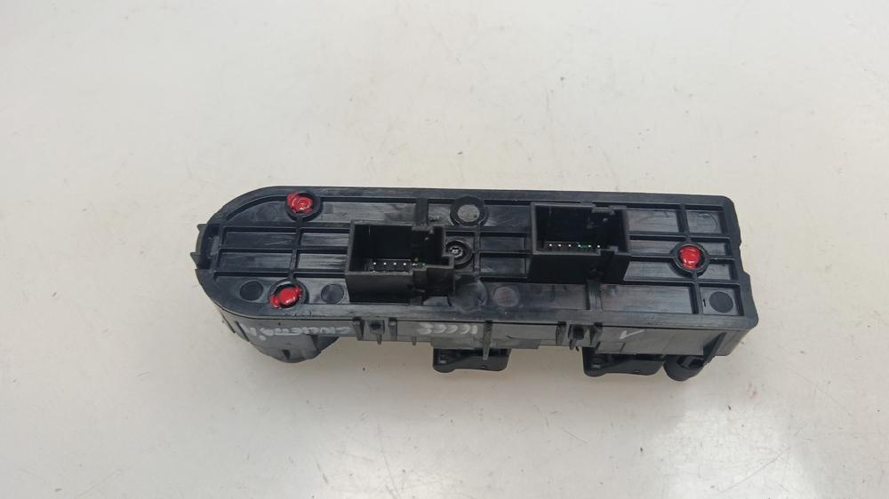MANDO ELEVALUNAS DELANTERO IZQUIERDO ALFA ROMEO GIULIETTA 1.4 TB MULTIAIR MT 170CV