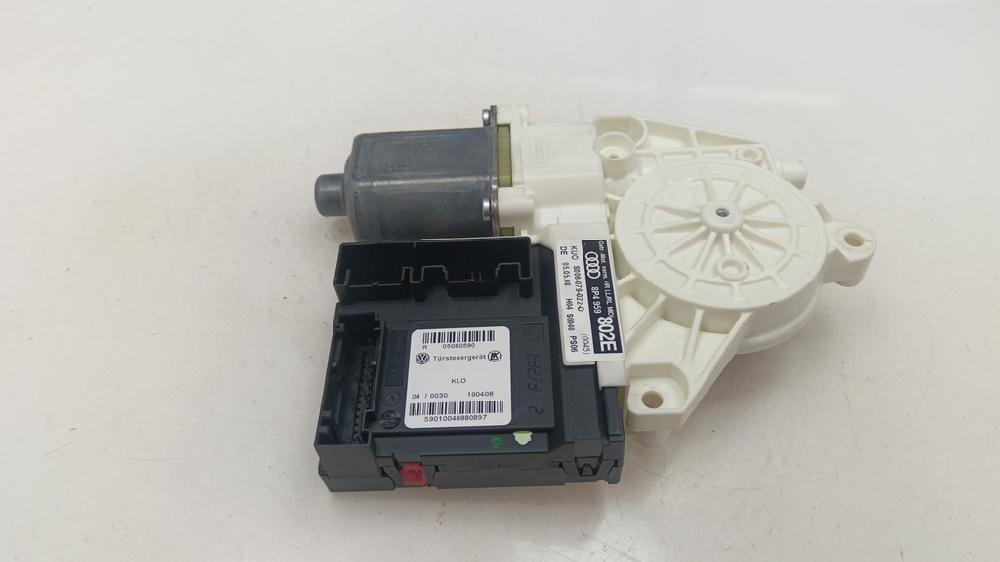 MOTOR ELEVALUNAS TRASERO DERECHO AUDI A3 2.0 TDI S-TRONIC 140CV