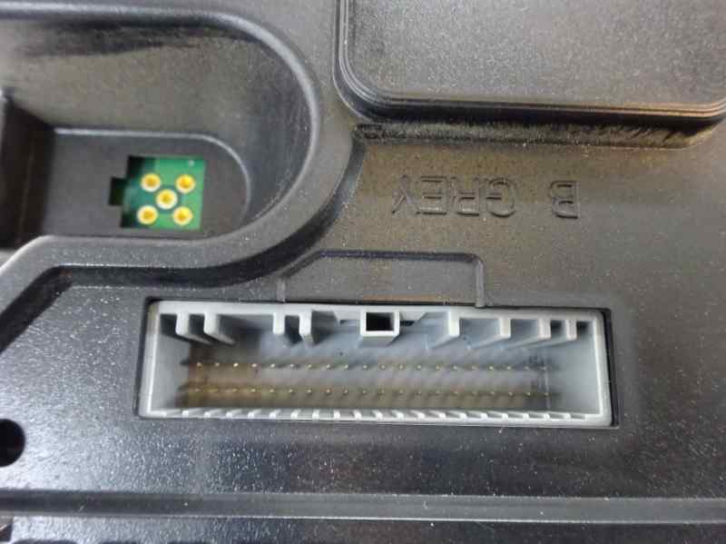 CAJA RELES FUSIBLES RENAULT MEGANE 2010 1.5 DCI MT 106CV