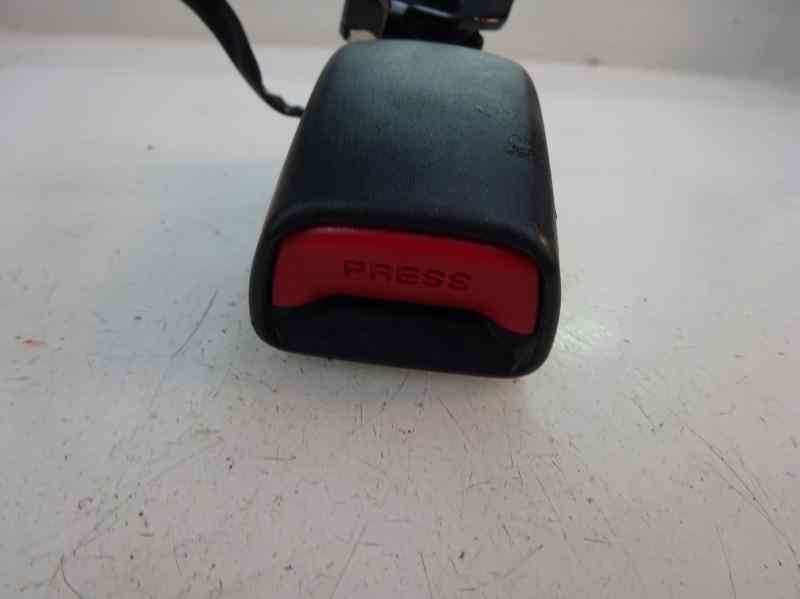 ANCLAJE CINTURON TRASERO DERECHO KIA CEED 1.6 MT 113CV | 83KW