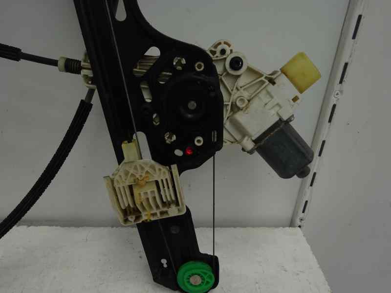 ELEVALUNAS DELANTERO DERECHO BMW SERIE 1 2008 2.0 MT 150CV | 110KW
