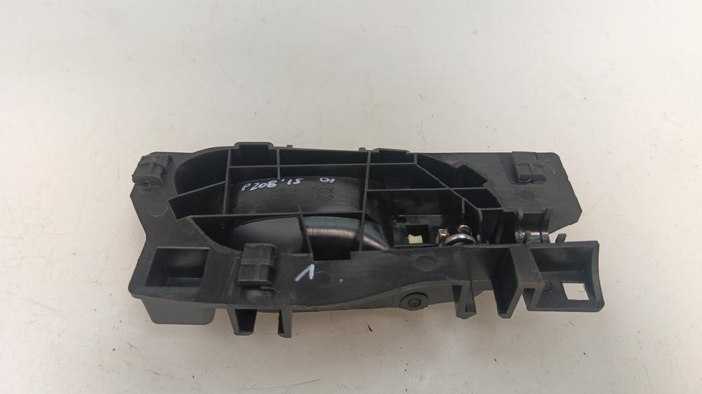 MANETA INTERIOR DELANTERA IZQUIERDA PEUGEOT 208 1.2 VTI ETG 82CV