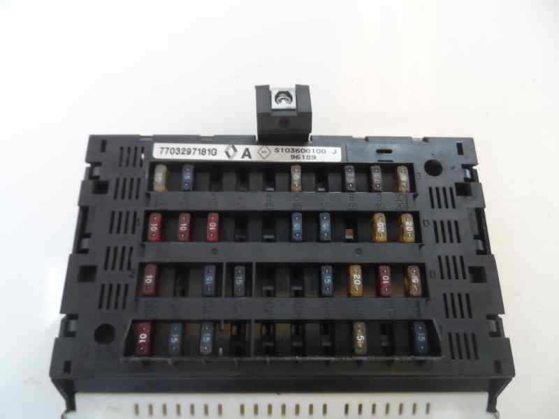 CAJA RELES FUSIBLES RENAULT MEGANE 1.4 MT 75CV | 55KW