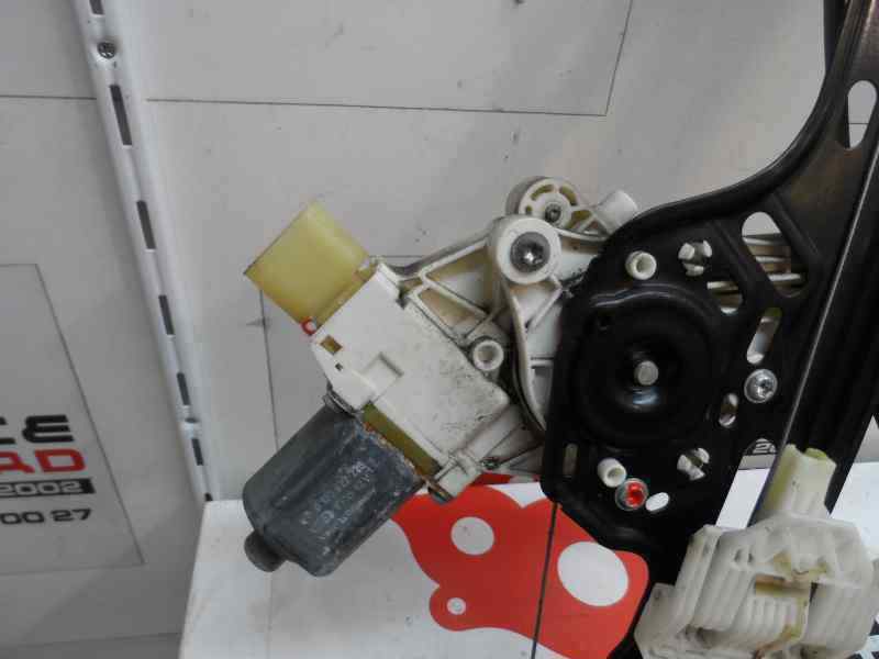 ELEVALUNAS DELANTERO IZQUIERDO BMW SERIE 1 1.6 116I MT 115CV