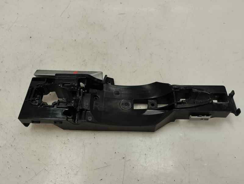 SOPORTE MANETA EXTERIOR DELANTERA DERECHA NISSAN QASHQAI 1.3 MT 158CV | 116KW