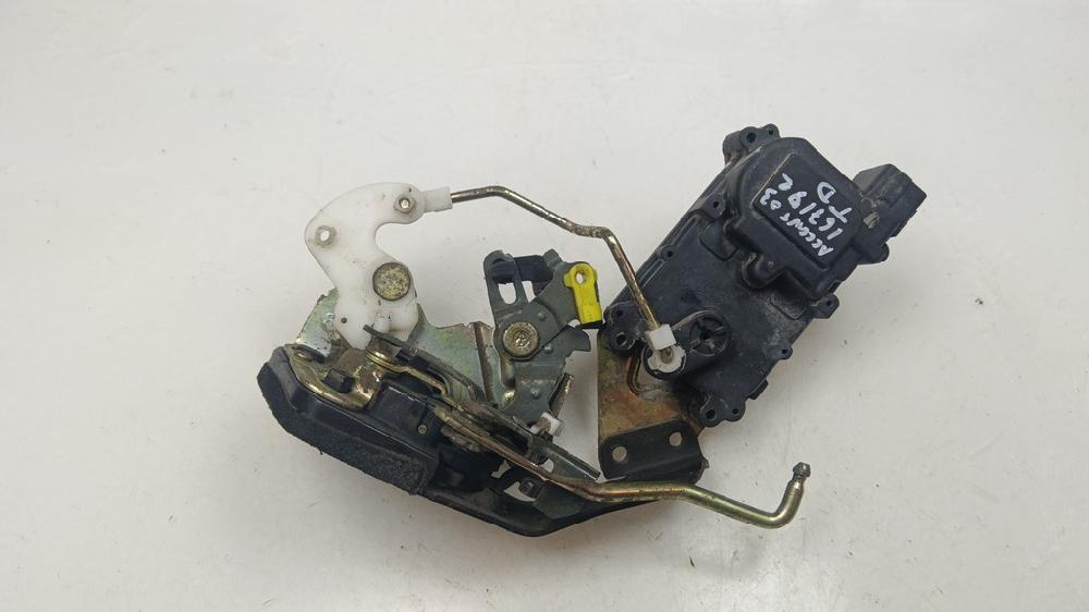 CERRADURA PUERTA TRASERA DERECHA HYUNDAI ACCENT 1.5D MT 82CV | 60KW