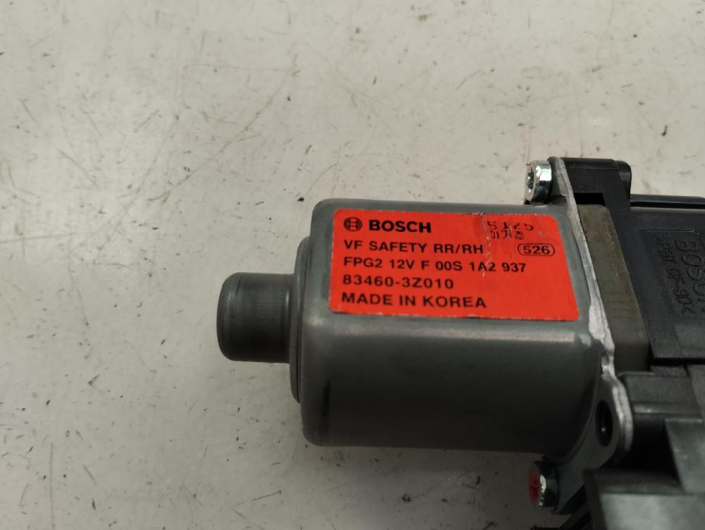 MOTOR ELEVALUNAS TRASERO DERECHO HYUNDAI I40 1.7 CRDI MT 141CV
