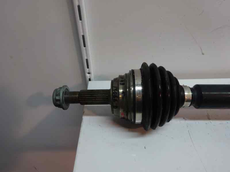 TRANSMISION DELANTERA DERECHA VOLKSWAGEN POLO 1998 1.4 MT 60CV | 44KW