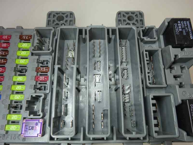 CAJA RELES FUSIBLES HONDA CIVIC 2.2 CTDI MT 140CV