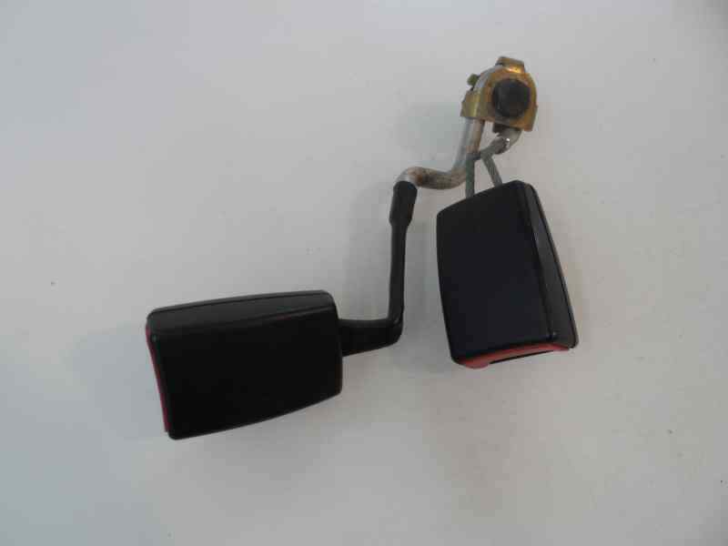 ANCLAJE CINTURON TRASERO IZQUIERDO AUDI A3 1.9 TDI MT 105CV | 77KW