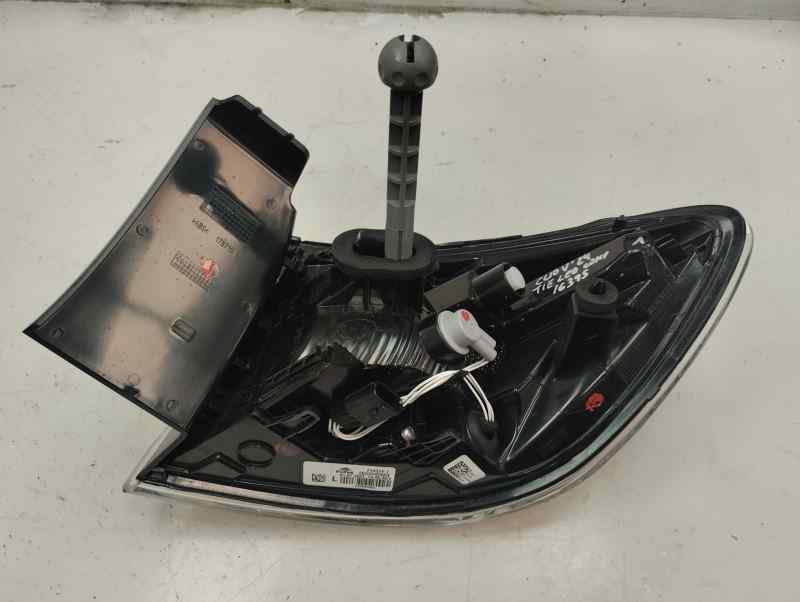 PILOTO TRASERO IZQUIERDO RENAULT CLIO 1.5 MT 101CV