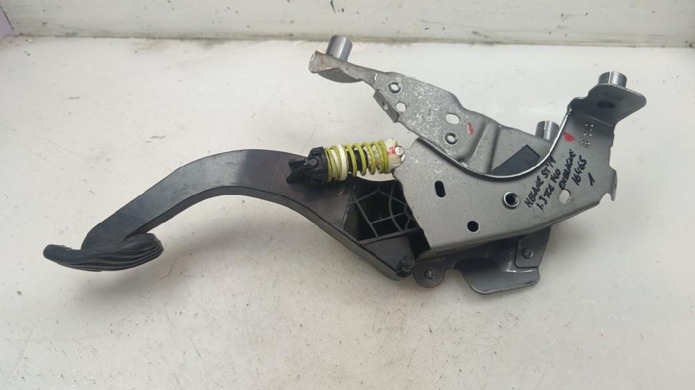 PEDAL EMBRAGUE RENAULT MEGANE 1.3 MT 140CV | 103KW