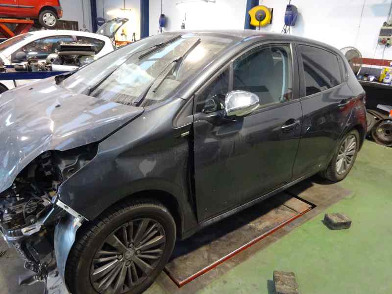 ALTAVOZ PEUGEOT 208 1.2 VTI MT 82CV