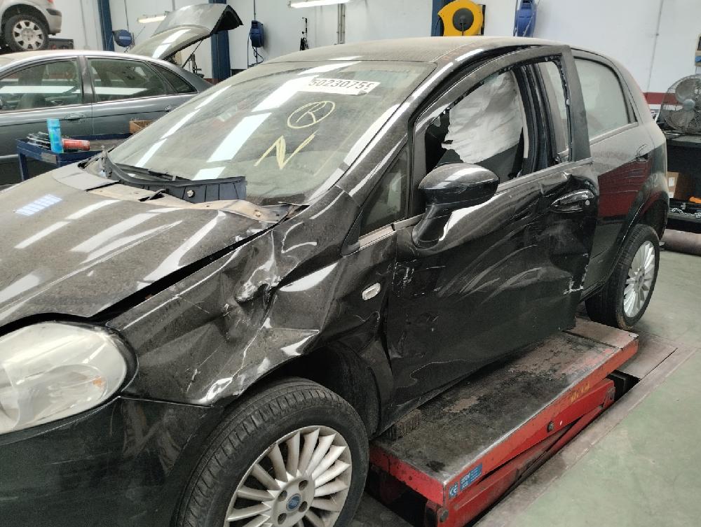 FIAT GRANDE PUNTO 2006 1.3 MULTIJET 16V 6 MT 90CV