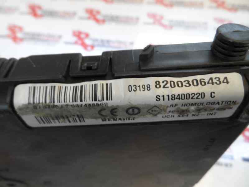 CAJA RELES FUSIBLES RENAULT MEGANE 1.9 DCI MT 120CV | 88KW