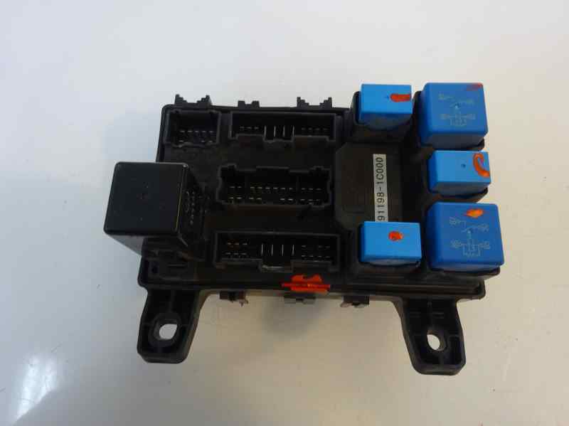 CAJA RELES FUSIBLES HYUNDAI GETZ 2003 1.5 CRDI MT 82CV