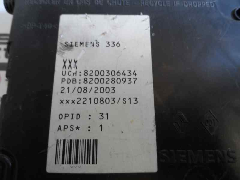 CAJA RELES FUSIBLES RENAULT MEGANE 2003 1.9 DCI MT 120CV | 88KW