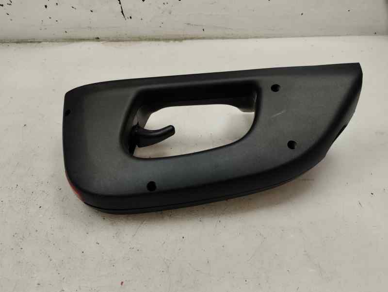 MANETA INTERIOR LATERAL IZQUIERDA FIAT DOBLO 1.3 MT 90CV | 66KW