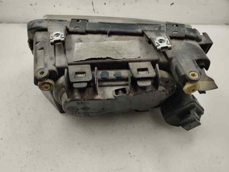 FARO DERECHO AUDI A3 1.9 TDI MT 110CV