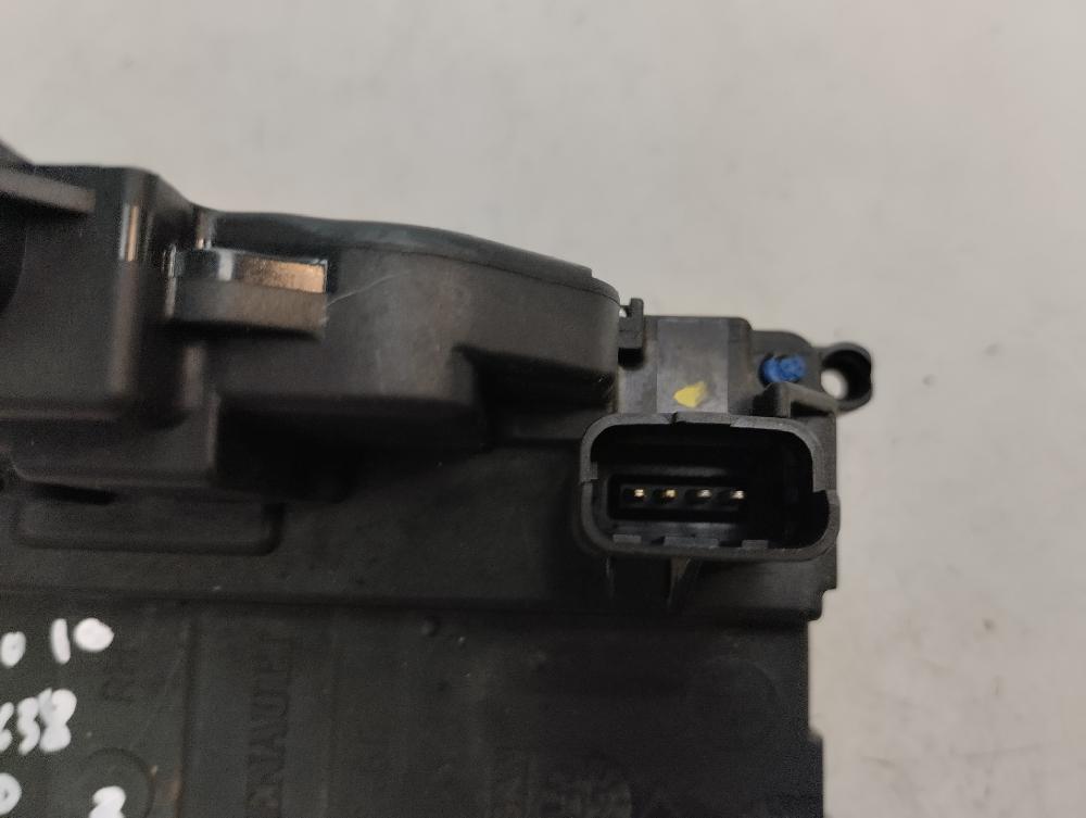 CERRADURA PUERTA DELANTERA DERECHA RENAULT CLIO 1.5 DCI MT 85CV