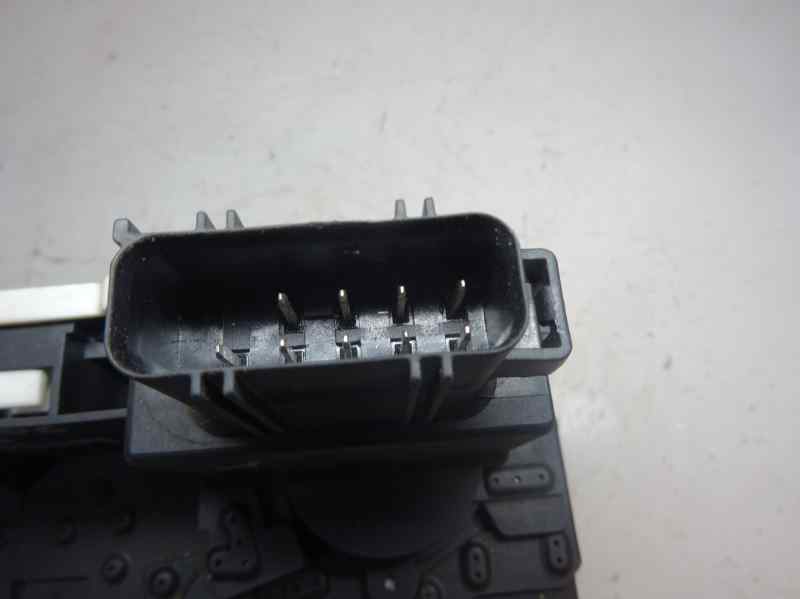 CERRADURA PUERTA DELANTERA DERECHA JAGUAR STYPE 2.7 D MT 207CV
