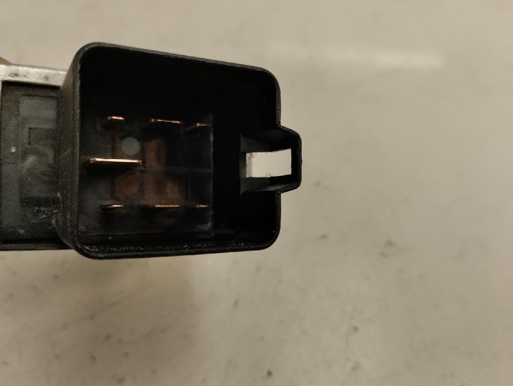 CAJA PRECALENTAMIENTO RENAULT CLIO 1.5 MT 68CV
