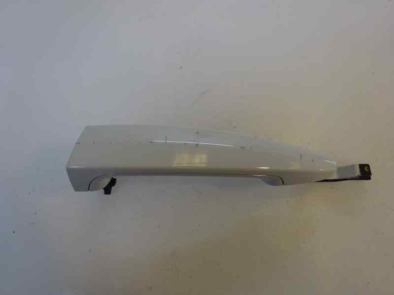 MANETA EXTERIOR DELANTERA IZQUIERDA BMW SERIE 1 2.0 118D MT 143CV