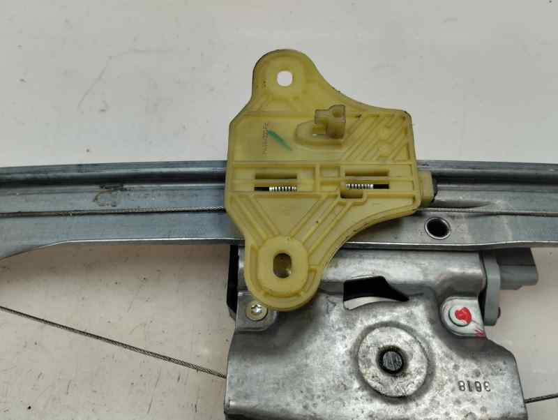 ELEVALUNAS DELANTERO IZQUIERDO RENAULT CLIO 0.9 TSE MT 90CV