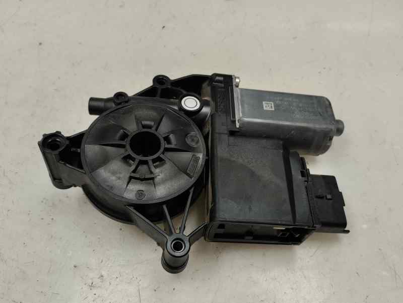 MOTOR ELEVALUNAS DELANTERO DERECHO OPEL CROSSLAND X 1.2 ECOTEC MT 110CV | 81KW
