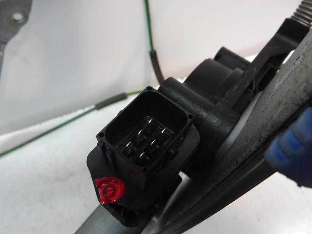 ELEVALUNAS DELANTERO DERECHO OPEL CORSA 1.3 CDTI MT 90CV