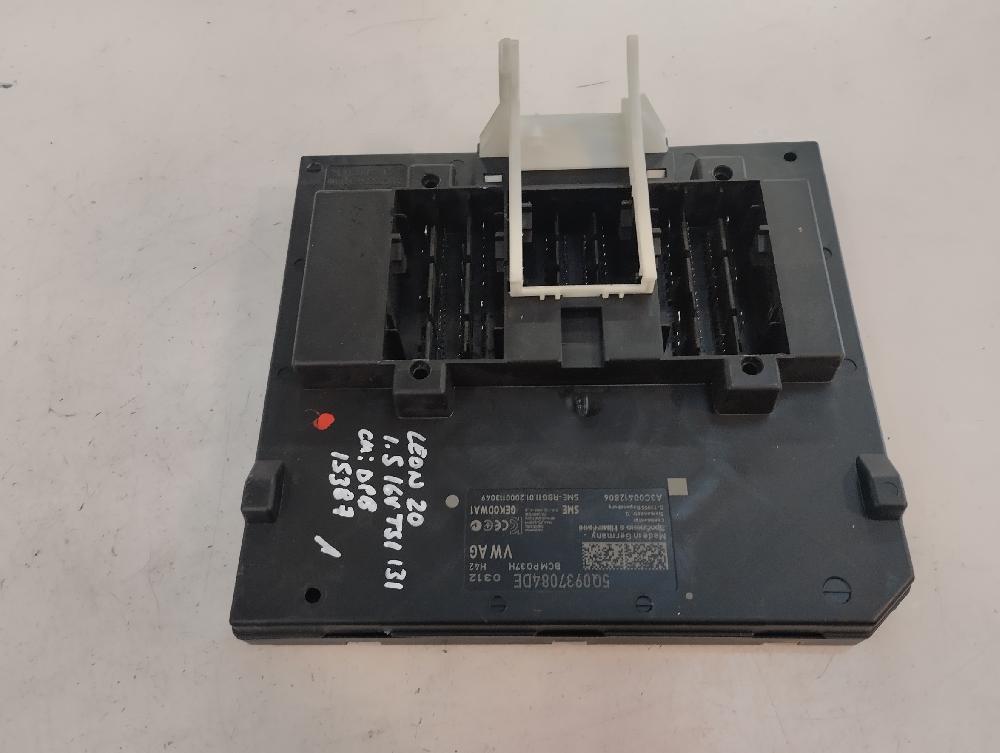 CAJA RELES FUSIBLES SEAT LEON 1.5 130CV MT