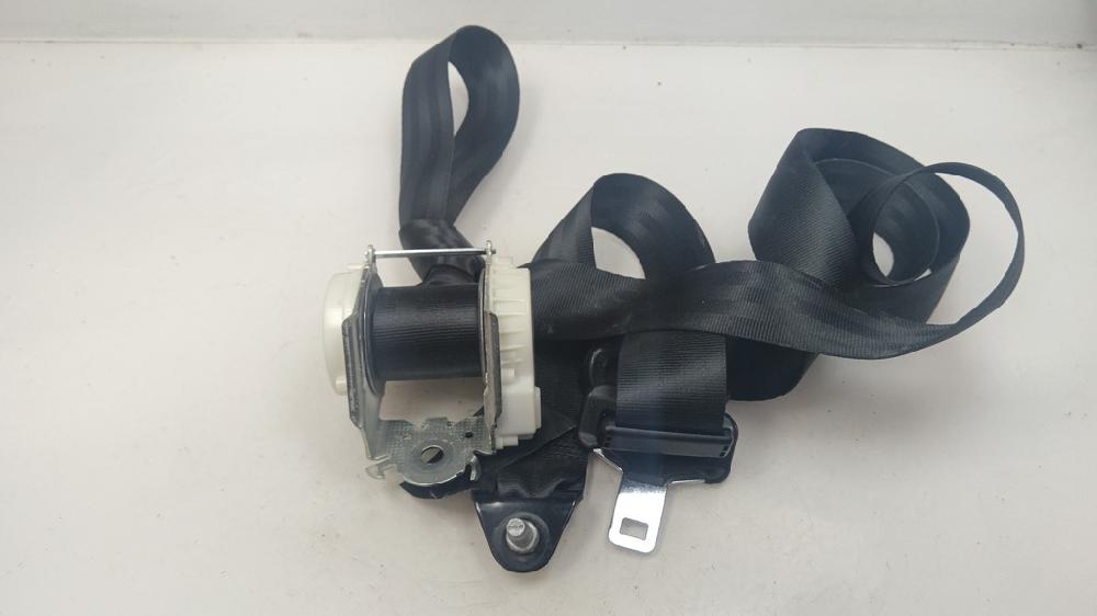CINTURON SEGURIDAD TRASERO IZQUIERDO CITROEN C4 CACTUS 1.2 MT 110CV | 81KW