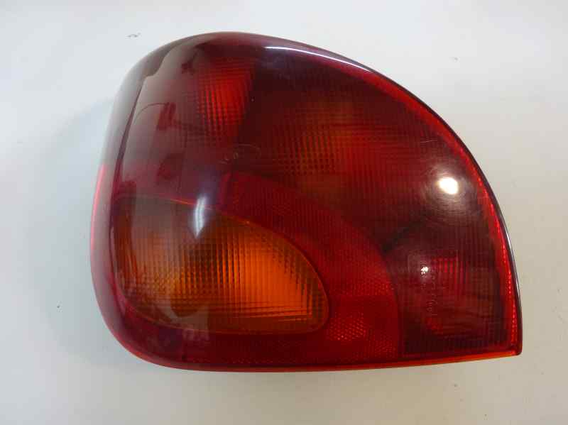 PILOTO TRASERO IZQUIERDO FORD FIESTA 1.8 D MT 60CV | 44KW