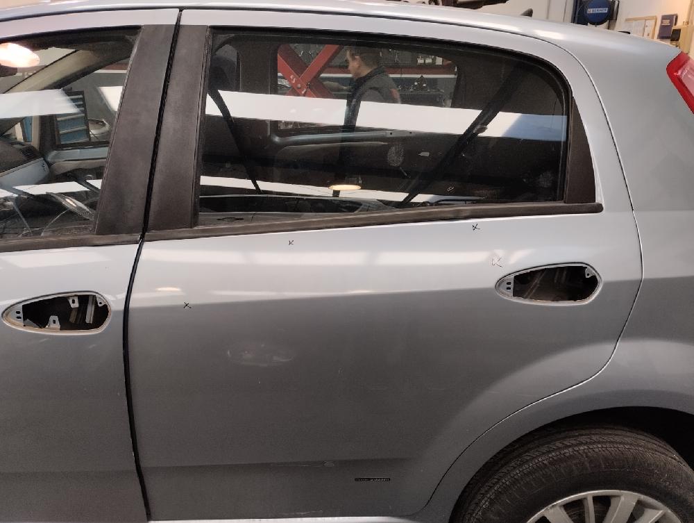 PUERTA TRASERA IZQUIERDA FIAT PUNTO 1.3 MT 90CV | 66KW