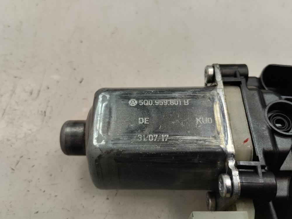 MOTOR ELEVALUNAS DELANTERO DERECHO AUDI A3 1.5 MT 150CV | 110KW