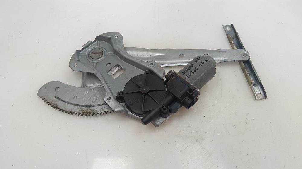 ELEVALUNAS TRASERO DERECHO NISSAN ALMERA 1.5 MT 98CV | 72KW