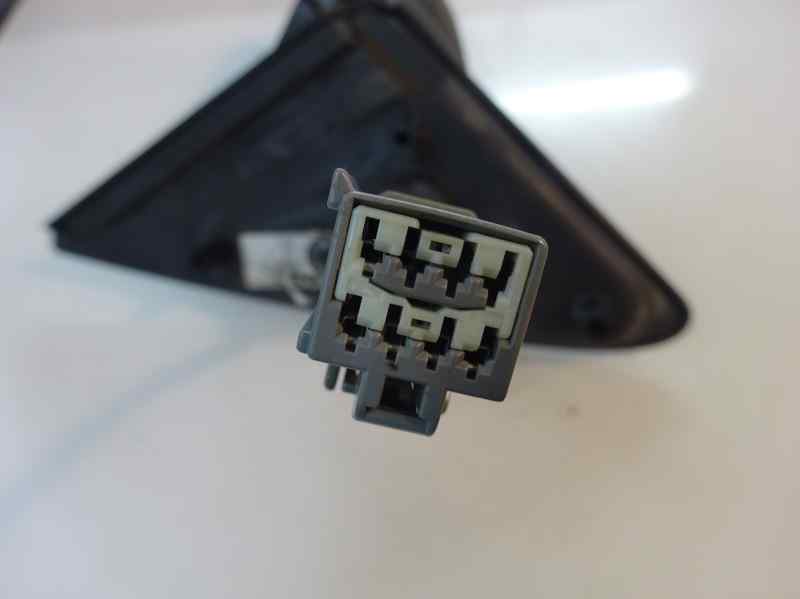 RETROVISOR DERECHO FORD MONDEO 2001 2.0 DI MT 115CV | 85KW