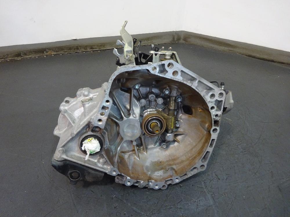 CAJA CAMBIOS TOYOTA YARIS 1.0 MT 69CV