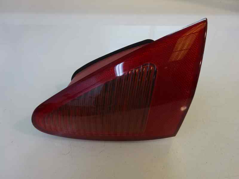 PILOTO TRASERO DERECHO INTERIOR ALFA ROMEO 147 1.9 MT 140CV | 103KW