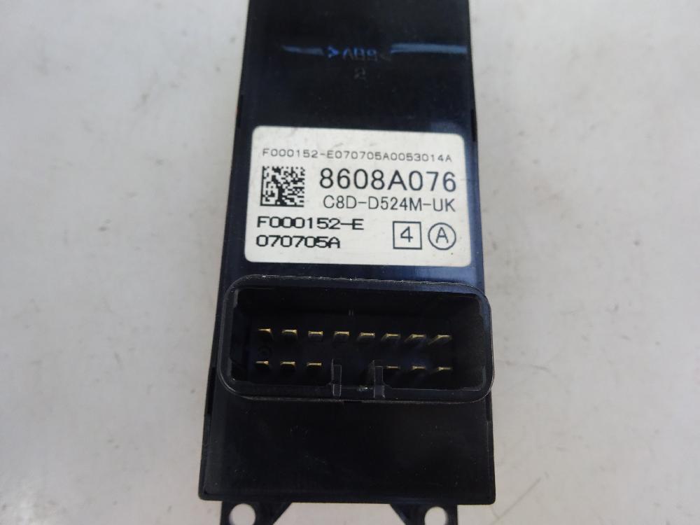 MANDO ELEVALUNAS DELANTERO IZQUIERDO MITSUBISHI COLT 1.3 MT 95CV