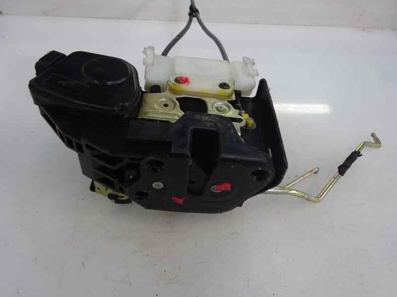 CERRADURA PUERTA DELANTERA DERECHA HYUNDAI ELANTRA 2.0 CRDI MT 111CV