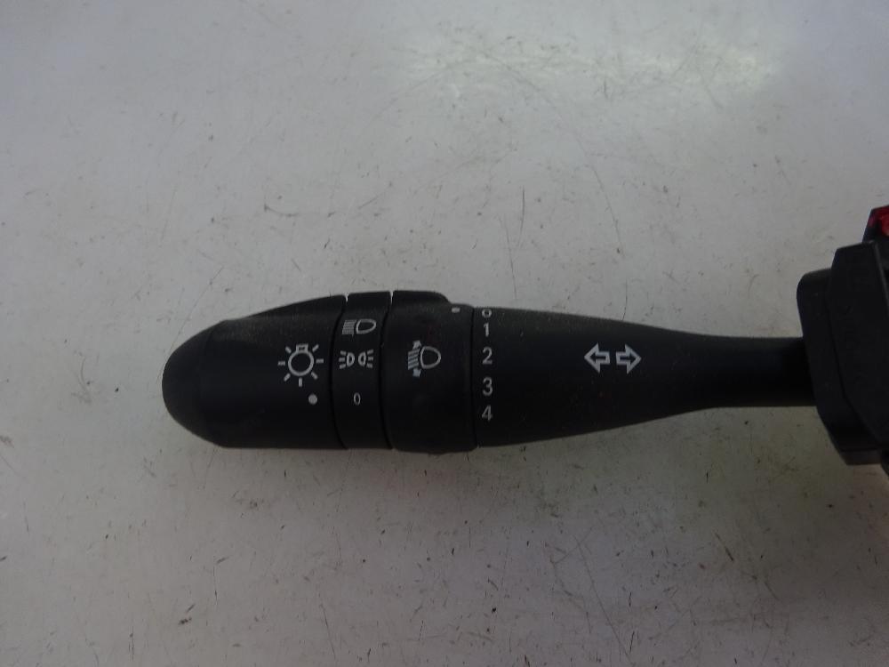 MANDO LUCES MITSUBISHI COLT 1.3 MT 95CV