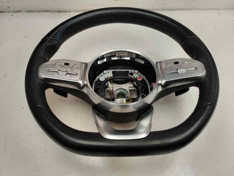 VOLANTE MERCEDES BENZ CLA 2018 1.5 180 D MT 116CV
