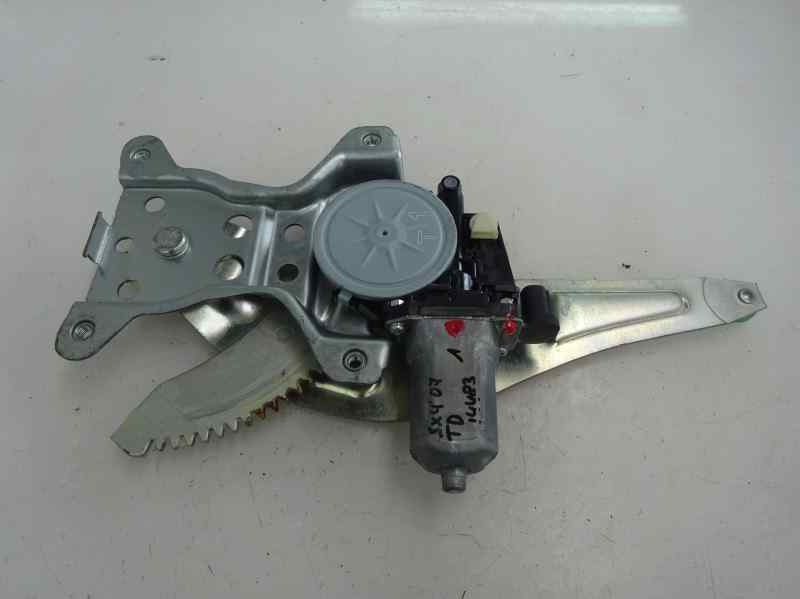 ELEVALUNAS TRASERO DERECHO SUZUKI SX4 1.9 DDIS MT 120CV