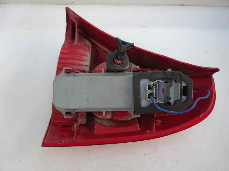 PILOTO TRASERO IZQUIERDO RENAULT CLIO 1.4 MT 75CV | 55KW