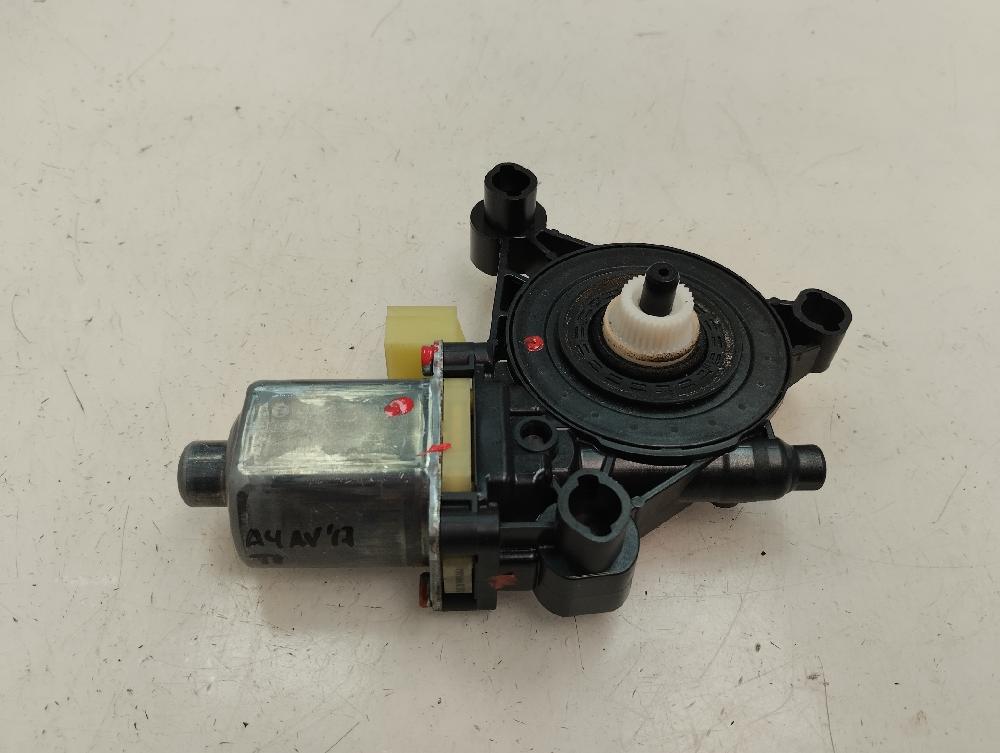 MOTOR ELEVALUNAS TRASERO IZQUIERDO AUDI A4 2017 2.0 AMT 150CV | 110KW