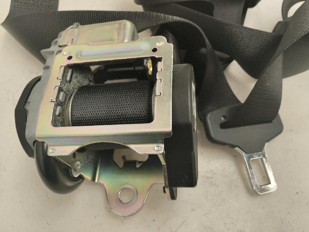 CINTURON SEGURIDAD TRASERO DERECHO MERCEDES BENZ CLASE A 2009 2.0 A 180 CDI MT 109CV