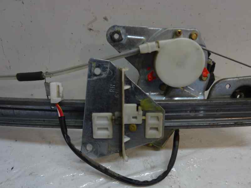ELEVALUNAS TRASERO DERECHO MAZDA 626 2.0 MT 110CV | 81KW