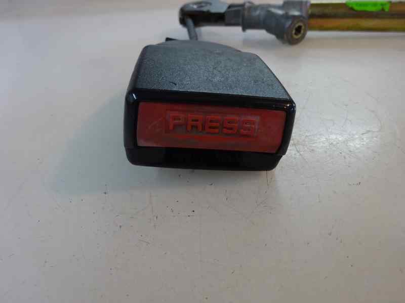 ANCLAJE CINTURON DELANTERO DERECHO RENAULT CLIO 1.5 DCI MT 82CV