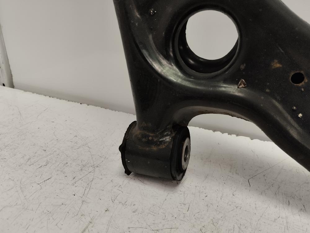 BRAZO SUSPENSION INFERIOR DELANTERO DERECHO HONDA HRV 2017 1.6 MT 120CV | 88KW